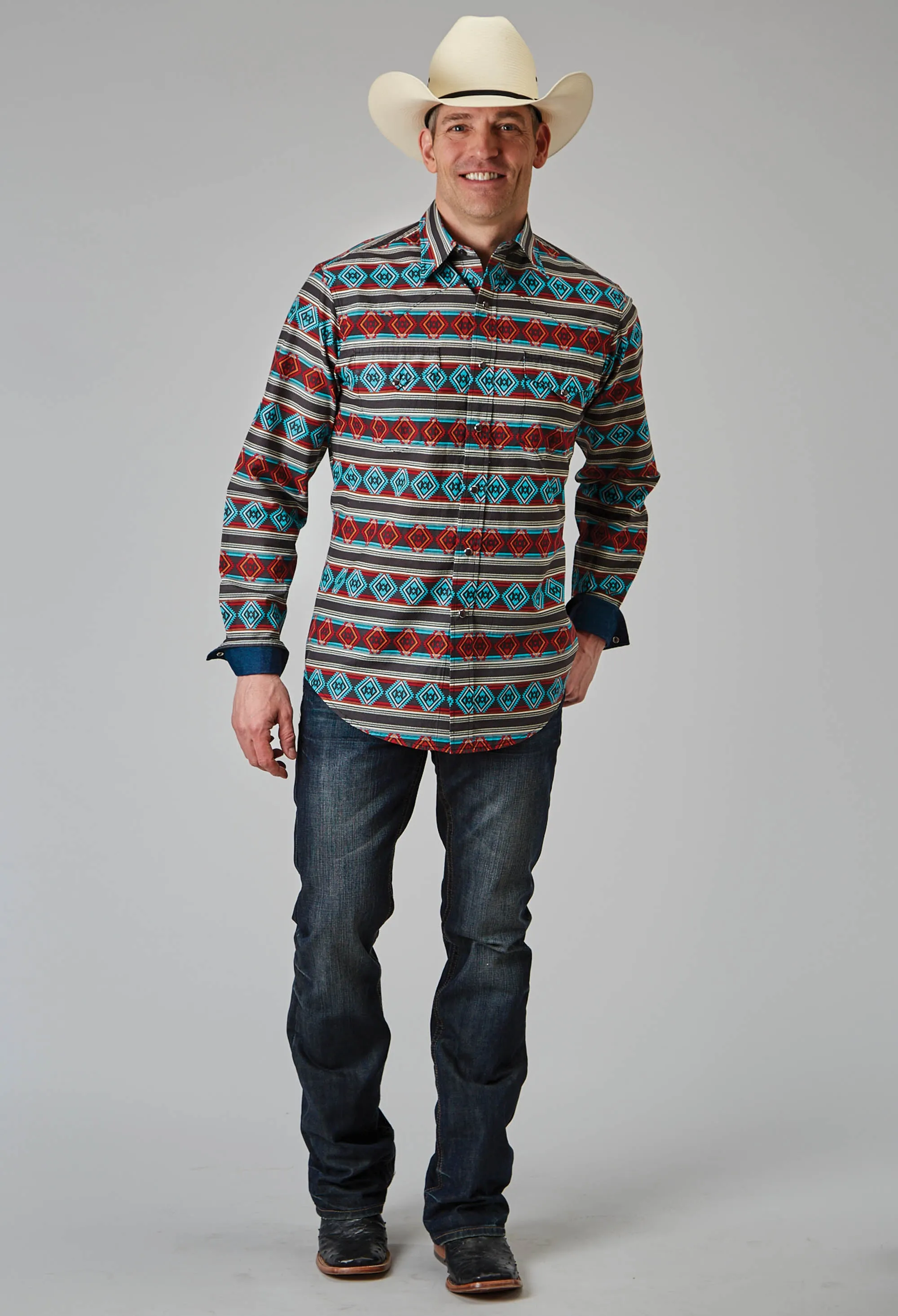 1898 AZTEC STRIPE PRINT