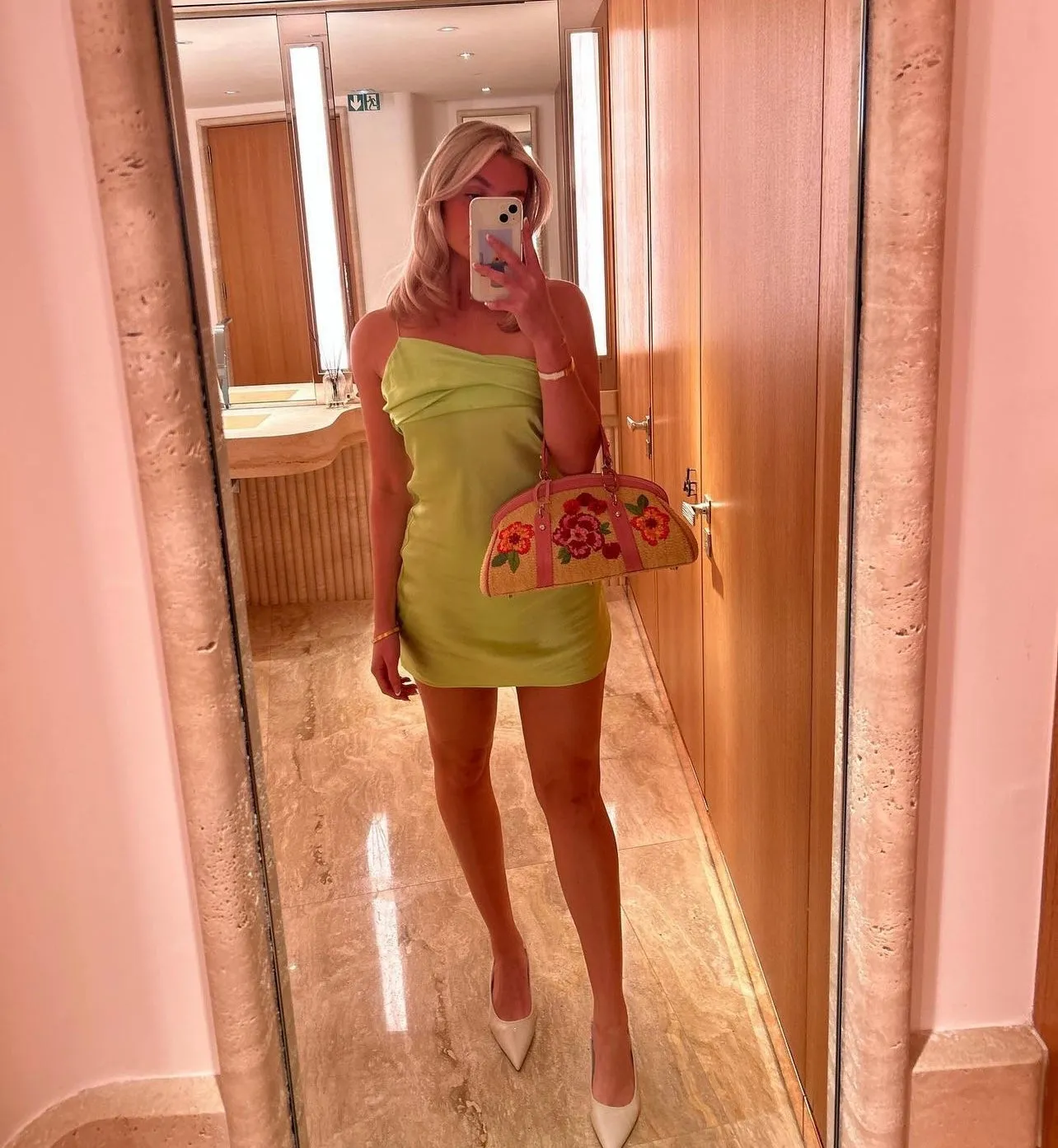 MIKAYLA MINI